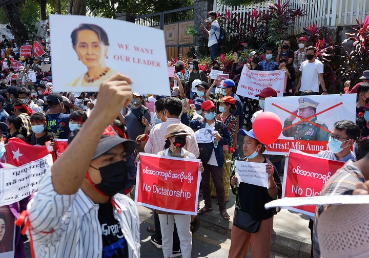 Mianmari katonai puccs: mi lesz a demokráciával?